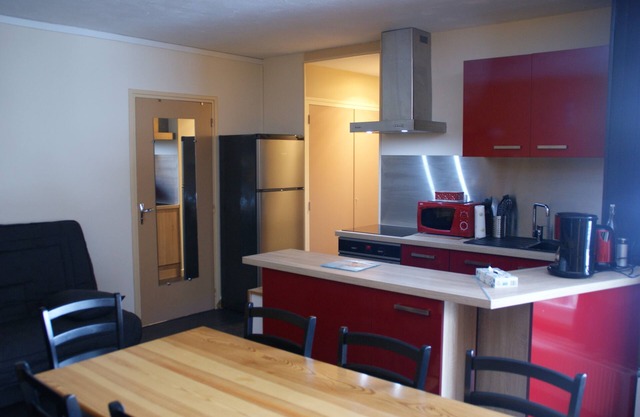 10-room apartment at the foot of the slopes, resort center