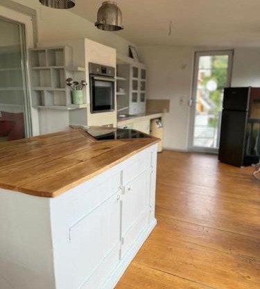 100 m2, 3 Zimmer, Parkplätze, Balkon, Europapark
