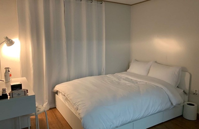 101. Discover a Peaceful Stay Near Konkuk University Station