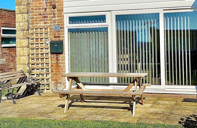 107 Brambles Chine - sleeps 4 guests in 2 bedrooms