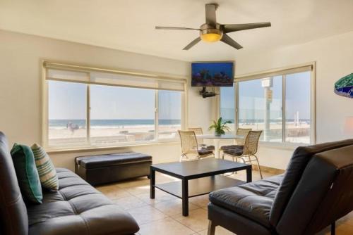 107-Oceanfront Lux 17