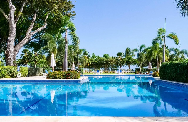 107 Palm Beach Condominiums Barbados