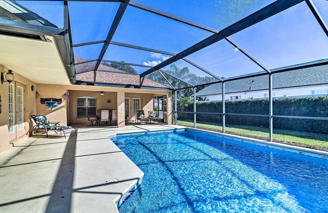 12 Miles to Disney: Clermont Villa w/Heated Pool
