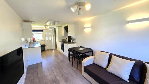 12 Wheal Ramoth