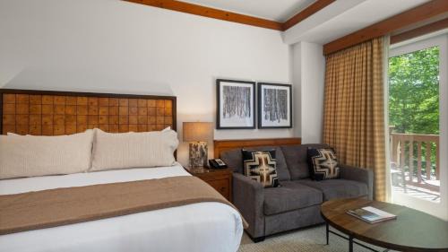 1206 Lodge At Spruce Peak Ski In Ski In Ski Out King Studio By Stowe Mountain Rentals