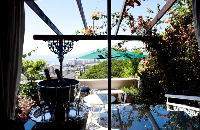 123 Ocean View Drive Apartment