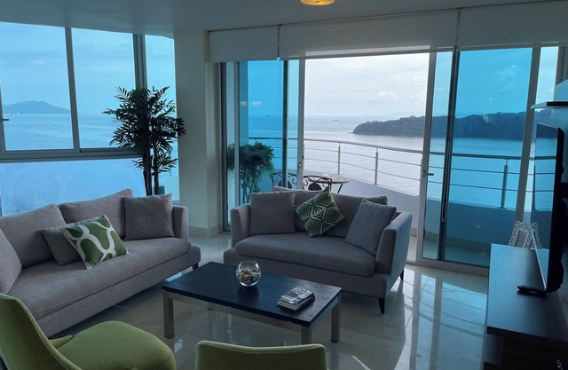 14F Luxury Resort Lifestyle Ocean Views