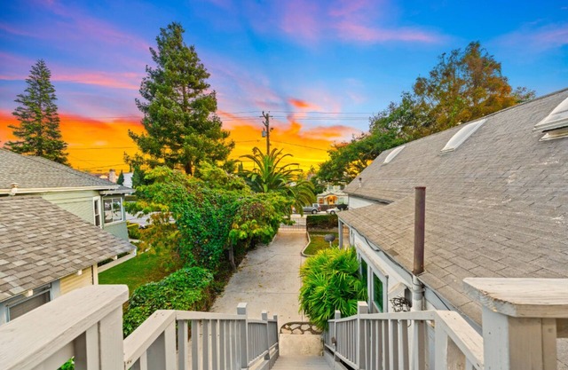 15%Off Oct! Steps To Sand/Downtown, Great Location