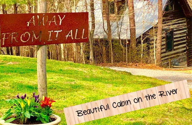 1800's Original Cozy Romantic Cabin For 2 Or The Family