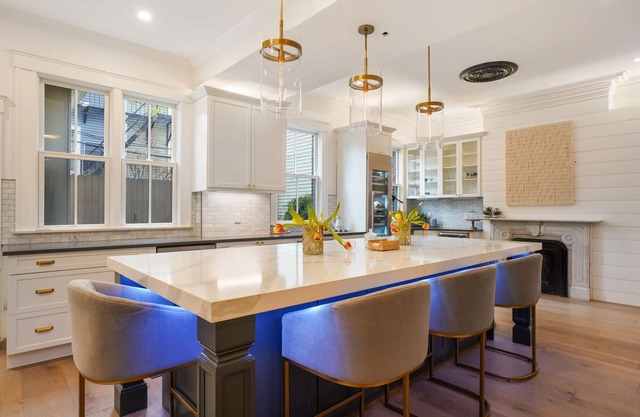 "1855 Grand Mansion In Historical Charlestown" 6 bed 4.5 bath Renovated 2021