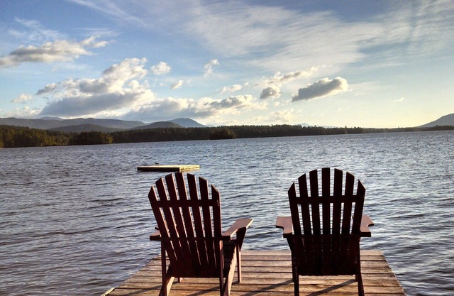 1920's cottage on the lake with 25' dock that can accommodate a 20' boat.