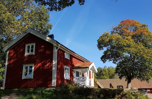 19th-century village in living countryside close to nature.