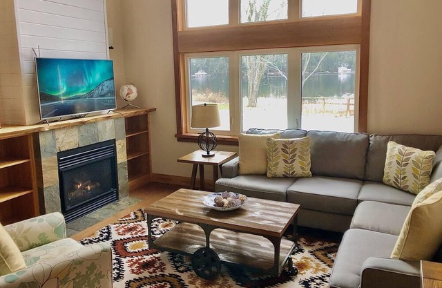 1B - 3 Bedroom in Duplex