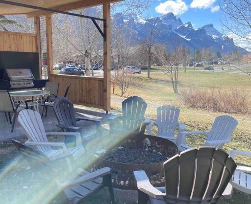 1Bedroom with 2 Queen Heated Parking
