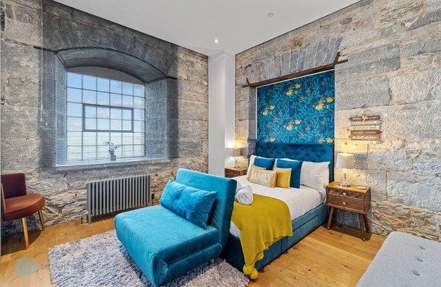 2 Bed- Edgcumbe View By Pureserviced