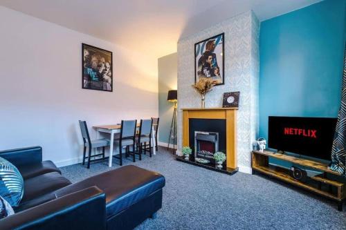 2 Bed House - Sleeps 6 Perfect for Families and Contractors