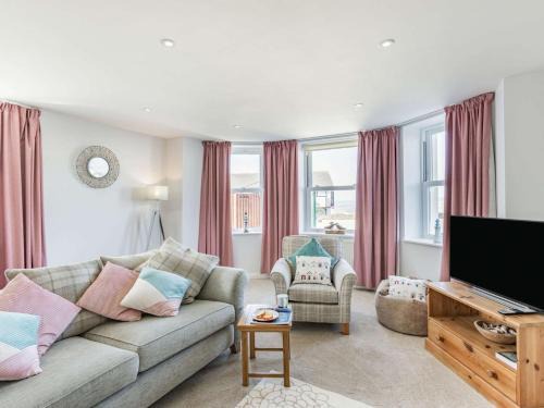 2 Bed in Westward Ho 73895
