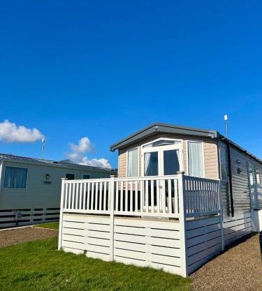 2 Bed-Sleeps 6-Patio-Parking-Pet Friendly