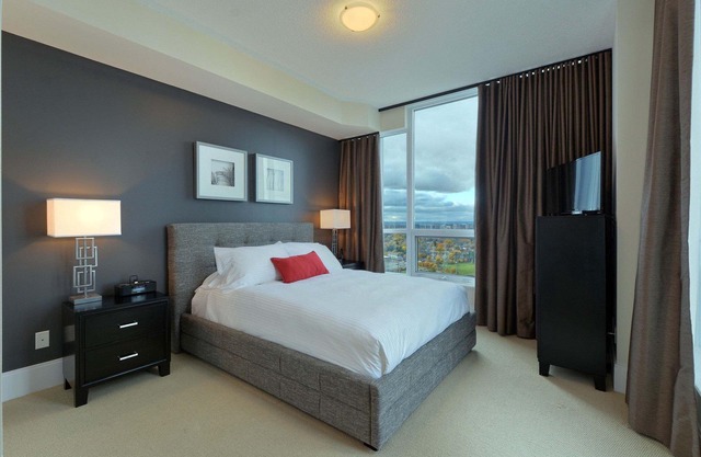 2 Bedroom/2 Bathroom Suite