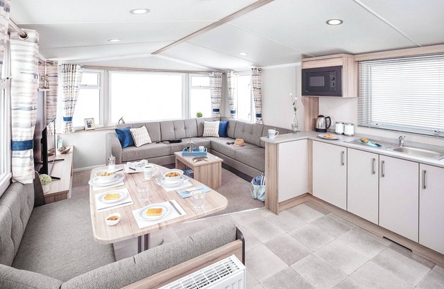 2 bedroom accommodation in Cresswell beach
