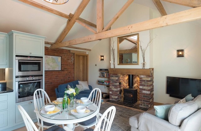 2 bedroom accommodation in Scruton, near Northallerton