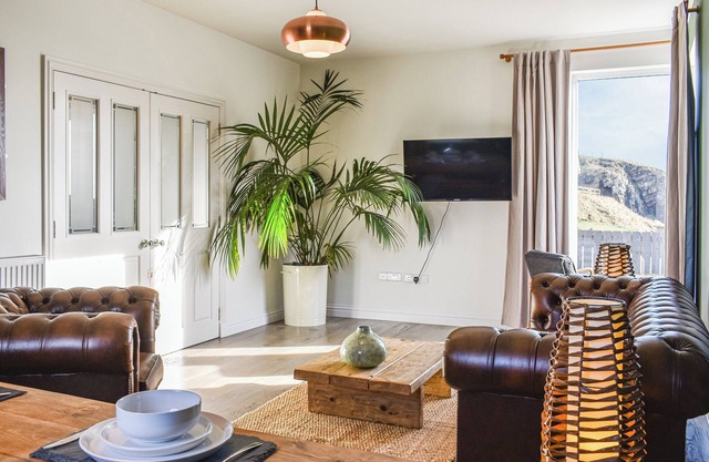 2 bedroom accommodation in Collieston