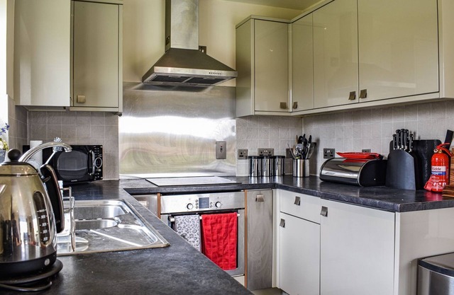 2 bedroom accommodation in Kiltarlity