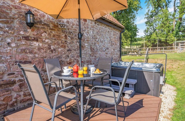 2 bedroom accommodation in Chepstow