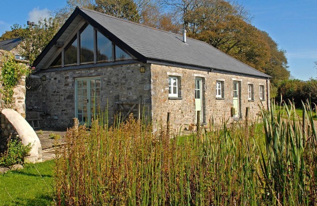 2 bedroom accommodation in Lawrenny