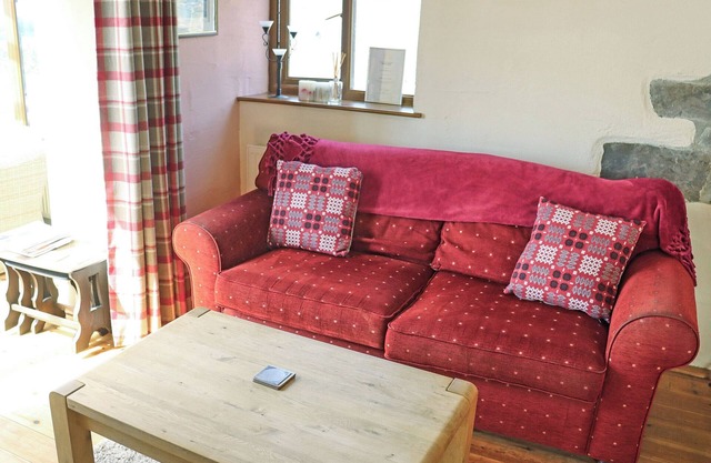 2 bedroom accommodation in Ludchurch, near Narberth