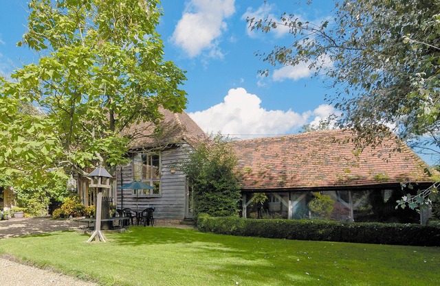 2 bedroom accommodation in Nonington, near Dover