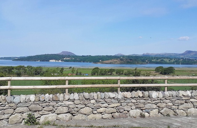2 bedroom accommodation in Talsarnau, near Harlech