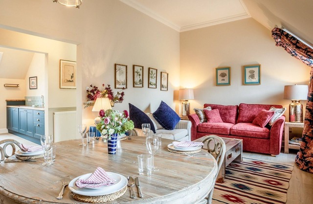 2 bedroom accommodation in Brechin