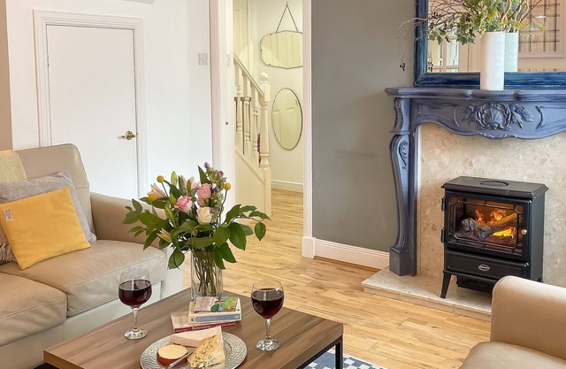 2 bedroom accommodation in Fortrose, near Inverness