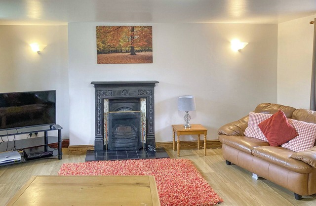 2 bedroom accommodation in Alston