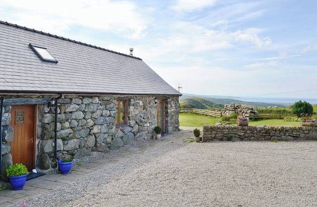2 bedroom accommodation in Llanfair, near Harlech