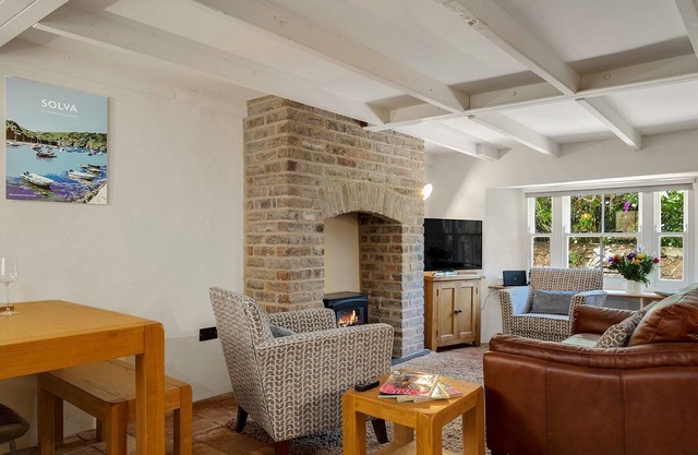 2 bedroom accommodation in Solva