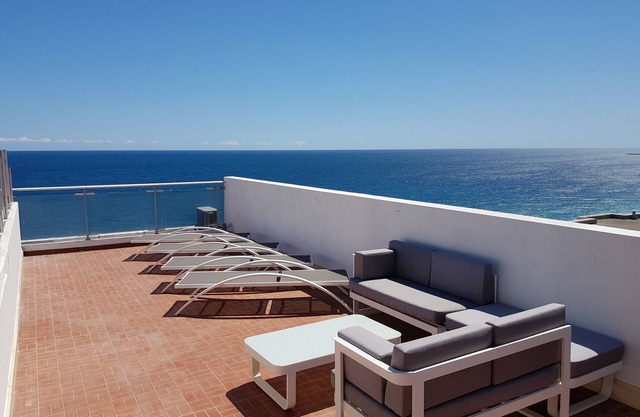 2 Bedroom Apartment 84m² Promenade des Anglais Last Floor sea View + Solarium
