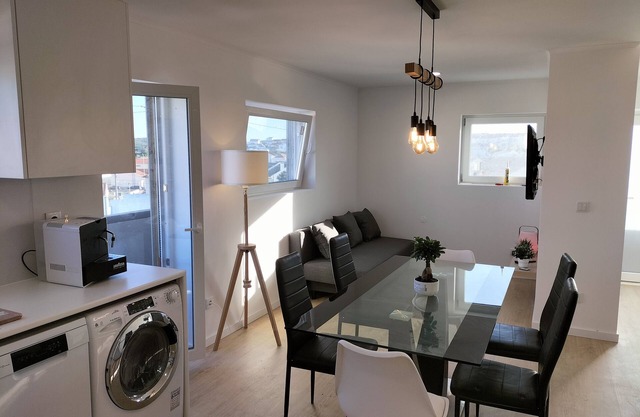 2-bedroom apartment with terrace in rez do Chao