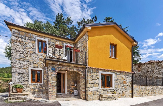 2 bedroom awesome home in Zarecje