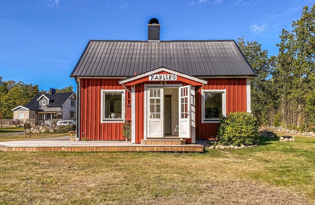 2 bedroom beautiful home in Annerstad