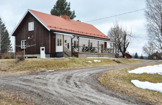 2 Bedroom Beautiful Home In Gunnarskog