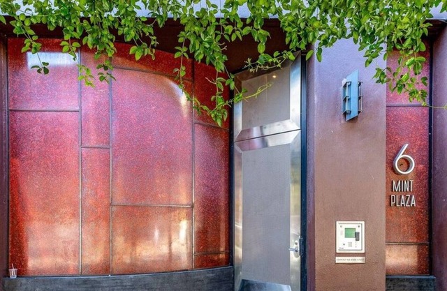 2 Bedroom Condo L-466534 by Houzlet