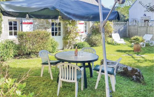 2 Bedroom Cozy Home In Douarnenez