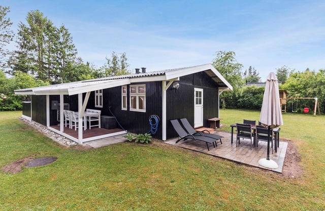 2 bedroom gorgeous home in Ebeltoft