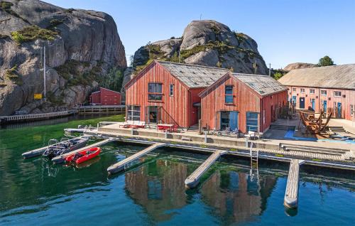 2 Bedroom Gorgeous Home In Søgne