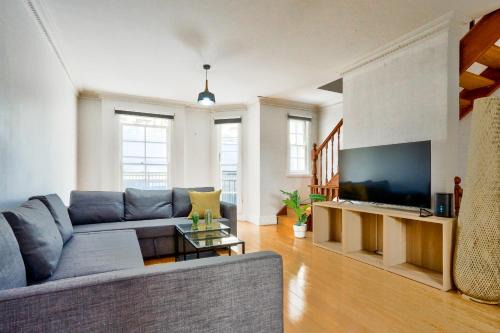 2 Bedroom House at the Centre of Pyrmont