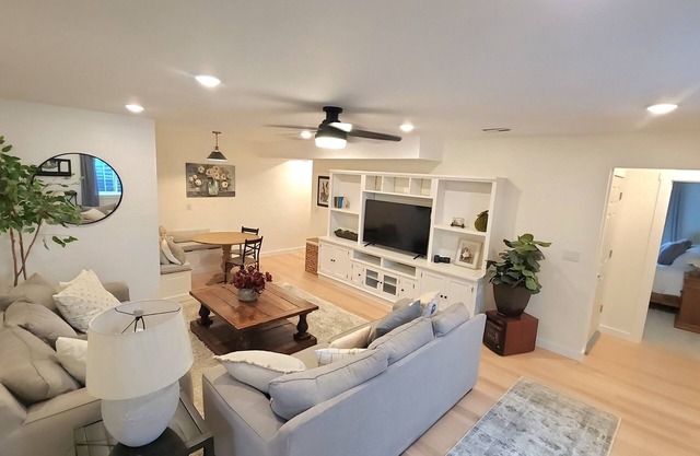 2-bedroom house in fantastic Idaho Falls with AC, WiFi