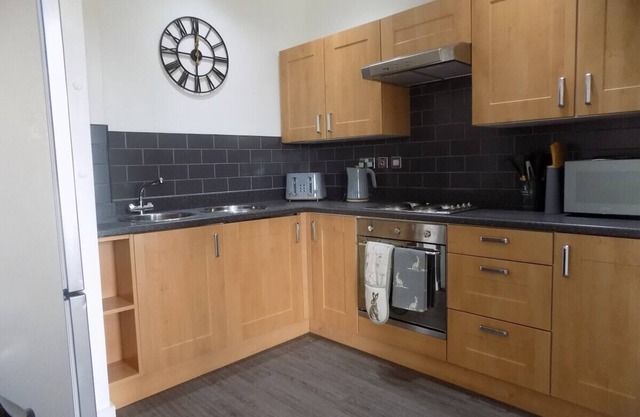 2 Bedroom Luxury City Centre Apt
