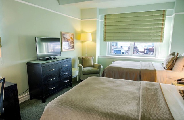 2-Bedroom Suite at a 4⭐️ Hotel